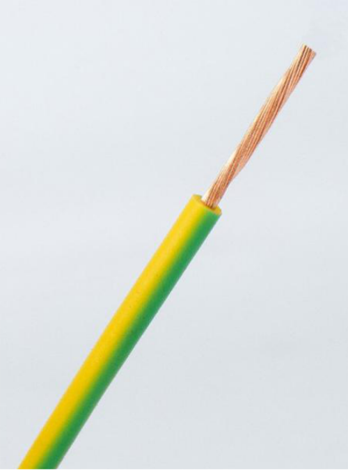电热水器接上这根蓝颜gtv了，危险时可以救你一命